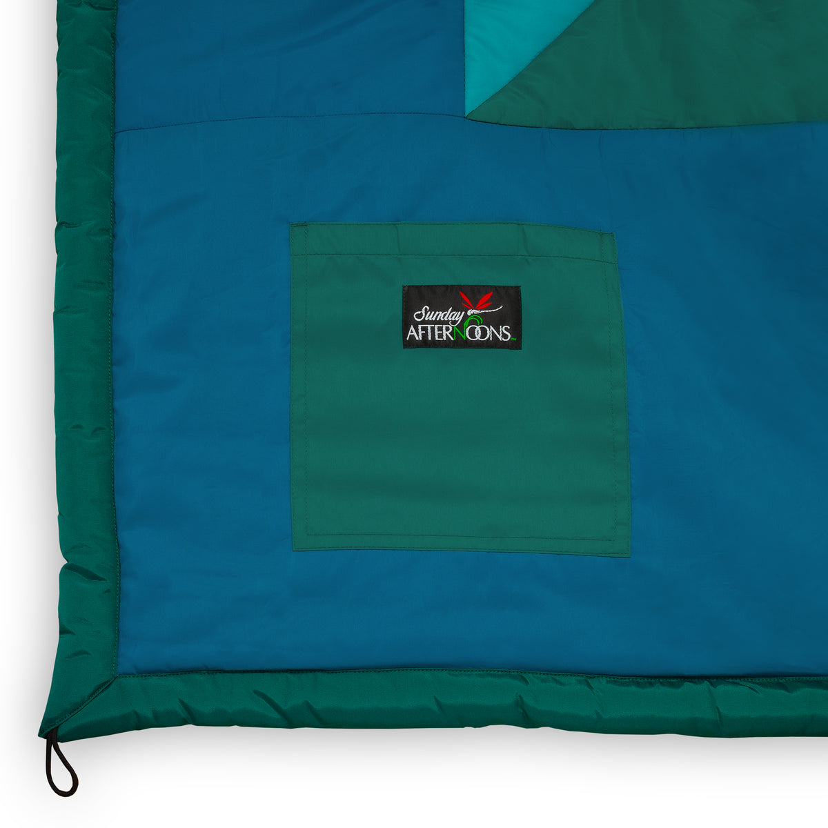  CAPITUNEISKINEPA Adventure Seeker's Blanket